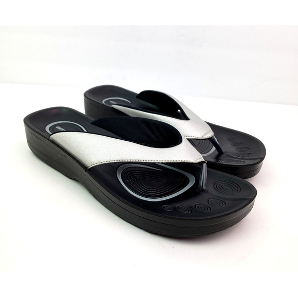 Aerothotic Pearly Fume Womens Size EU 39 US 8 Black Silver Flip Flop Sandals - Picture 1 of 11